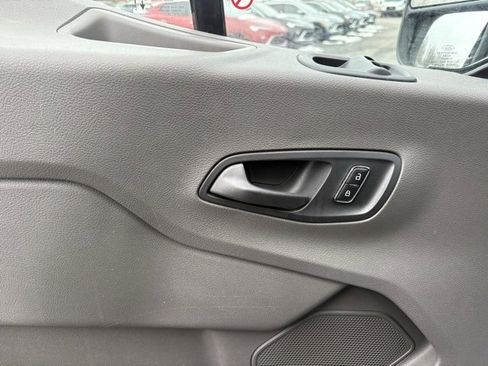 Used 2024 Ford Transit 250 Low Roof w/ Exterior Upgrade Package image 28