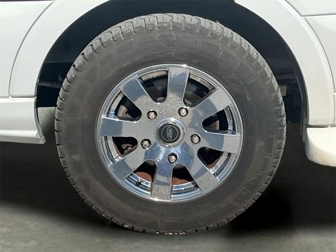 Certified 2017 Ford Transit 150 XLT image 33