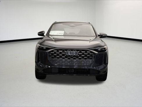 Used 2025 Audi Q5 Premium Plus w/ Premium Plus image 8