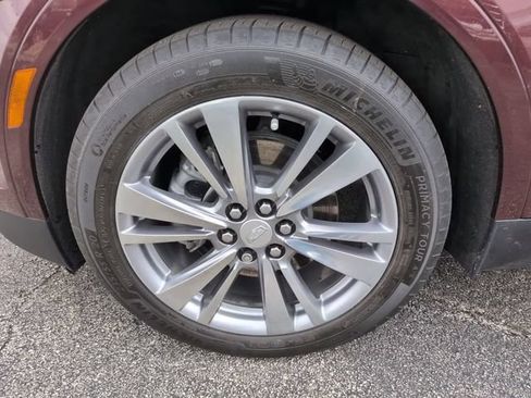 Used 2023 Cadillac XT5 Premium Luxury w/ Technology Package FWD image 10