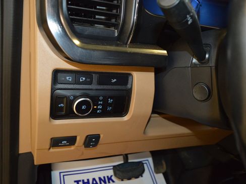 Used 2023 Ford F250 Lariat w/ Chrome Package AWD/4WD image 15