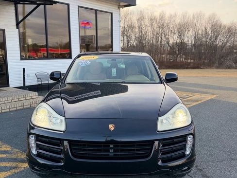 Used 2008 Porsche Cayenne image 2