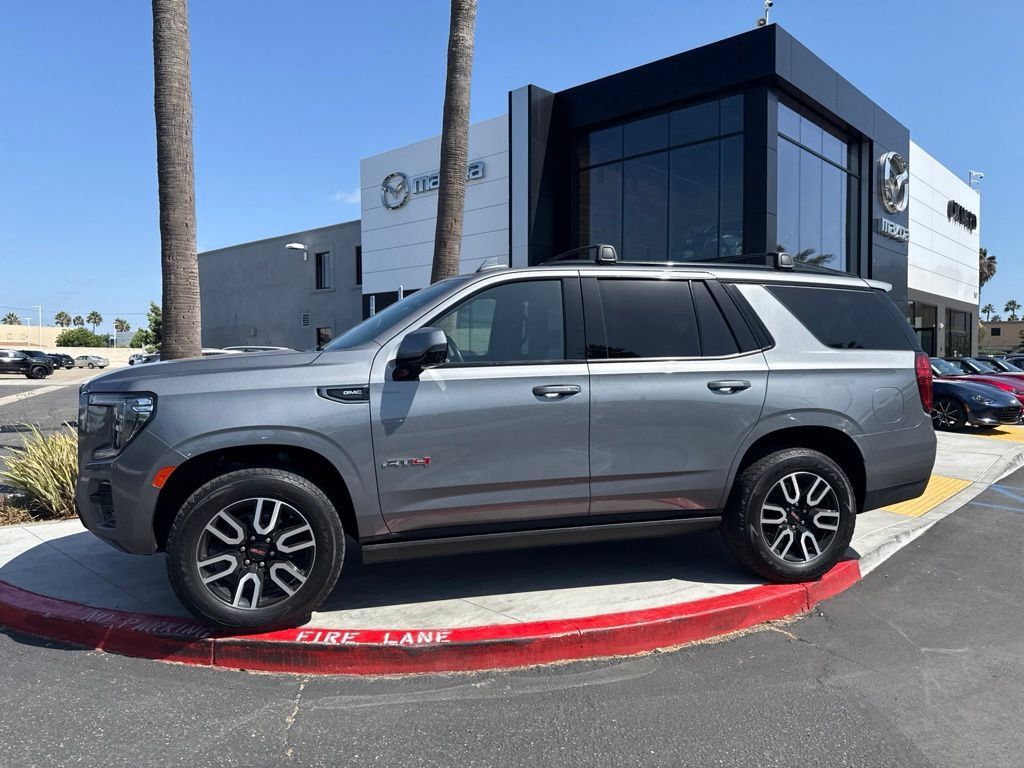 Used 2021 GMC Yukon AT4 w/ AT4 Premium Package AWD/4WD image 4