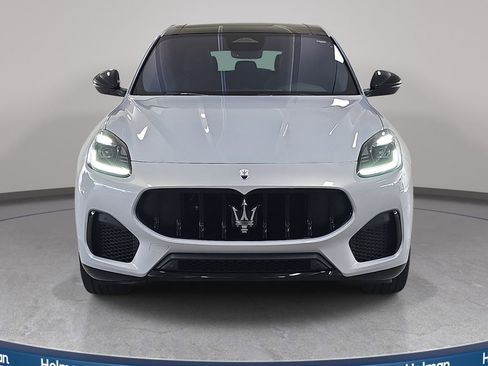 Used 2025 Maserati Grecale Modena AWD/4WD image 3