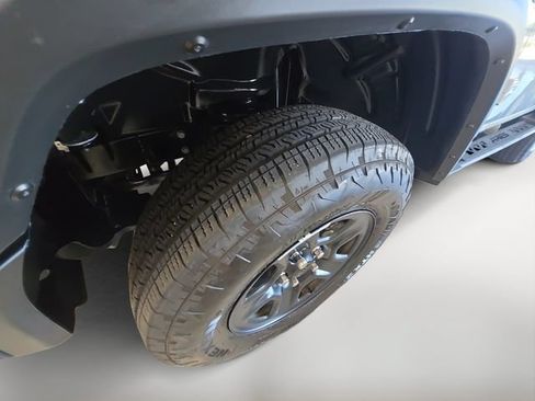 Used 2025 Jeep Wrangler Sport AWD/4WD image 9