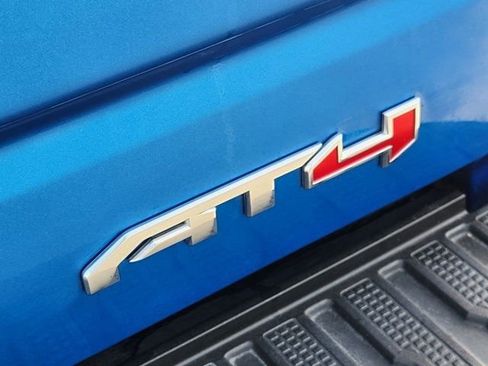 Used 2022 GMC Sierra 1500 AT4 w/ AT4 Premium Package image 10