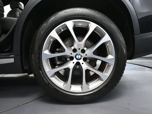 Used 2022 BMW X5 xDrive40i AWD/4WD image 14