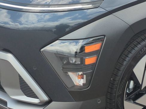 New 2026 Hyundai Kona Limited FWD image 10