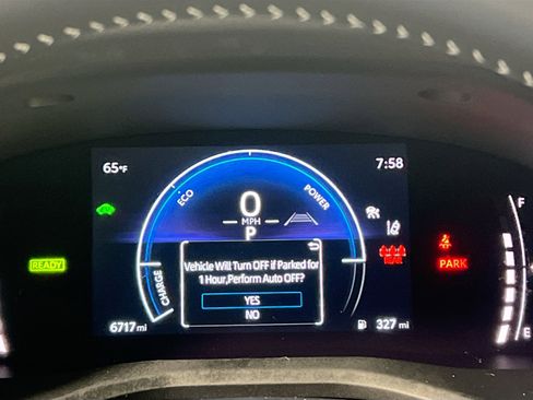 Used 2025 Toyota Camry SE image 23