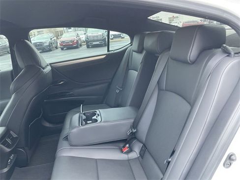 Used 2023 Lexus ES 350 F Sport image 13