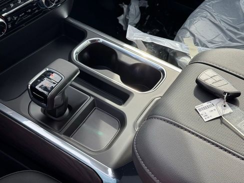 New 2026 GMC Sierra 1500 SLT w/ SLT Premium Plus Package image 31