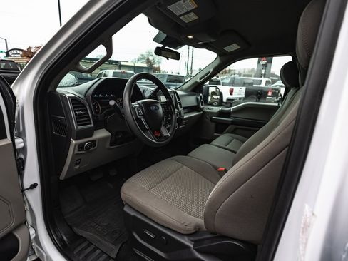 Used 2019 Ford F150 XLT w/ Trailer Tow Package image 22