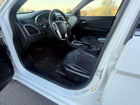 Used 2012 Chrysler 200 S image 8