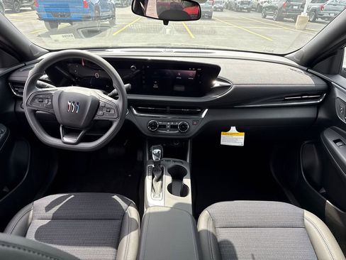 New 2026 Buick Envista Preferred FWD image 28
