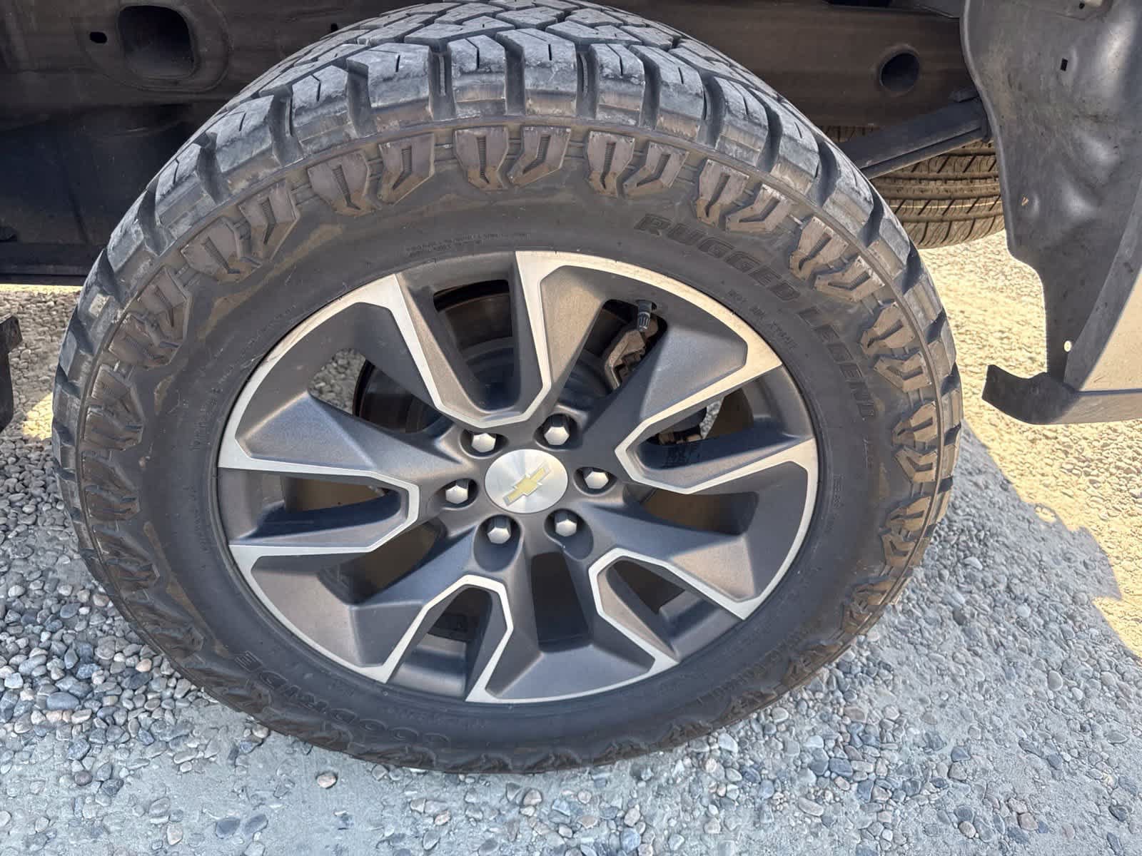 Used 2019 Chevrolet Silverado 1500 LT w/ All-Star Edition RWD image 10