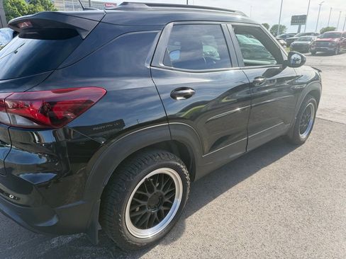 Used 2021 Chevrolet TrailBlazer RS w/ Sun and Liftgate Package AWD/4WD image 4