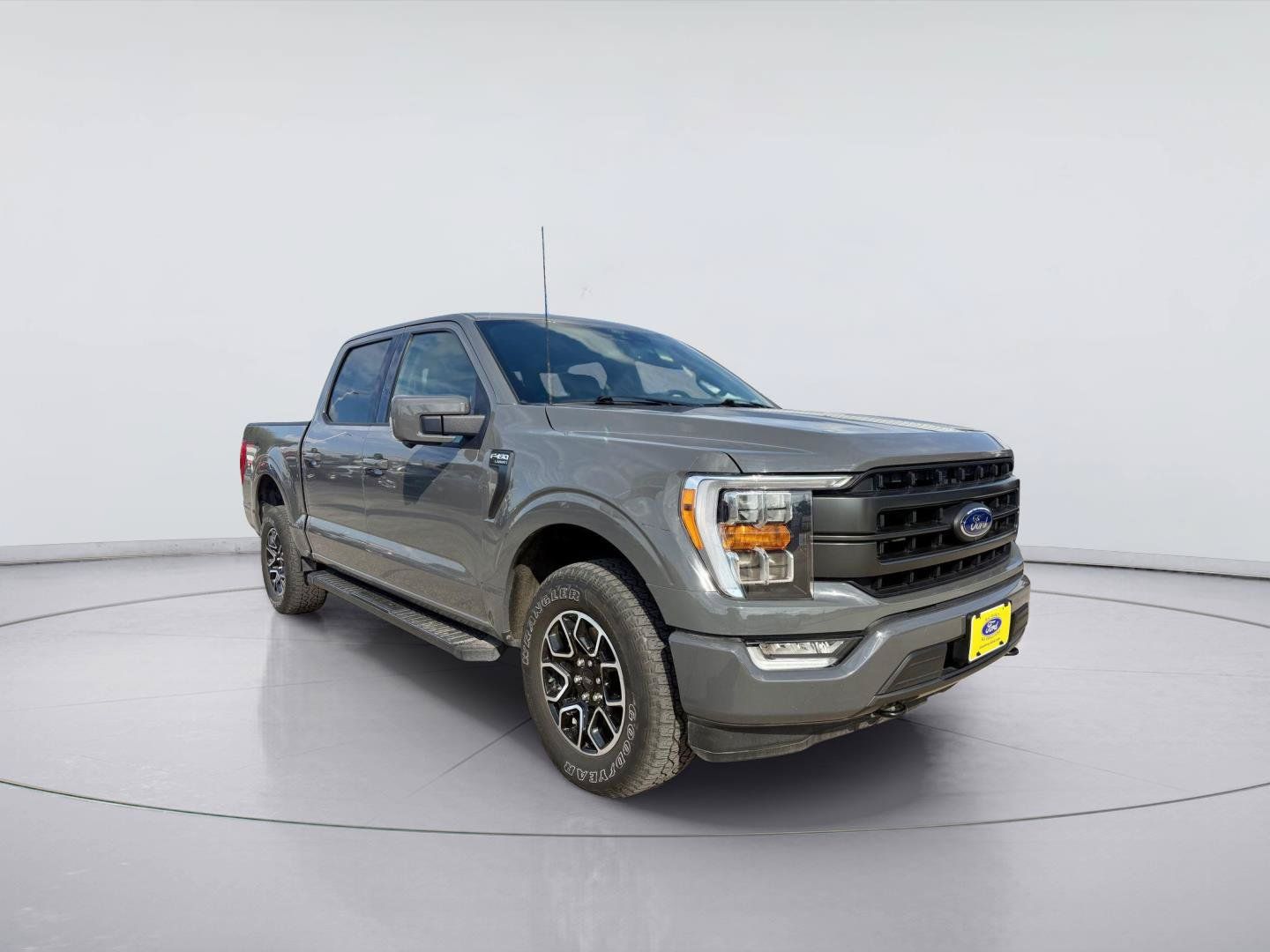 Used 2021 Ford F150 Lariat AWD/4WD image 1