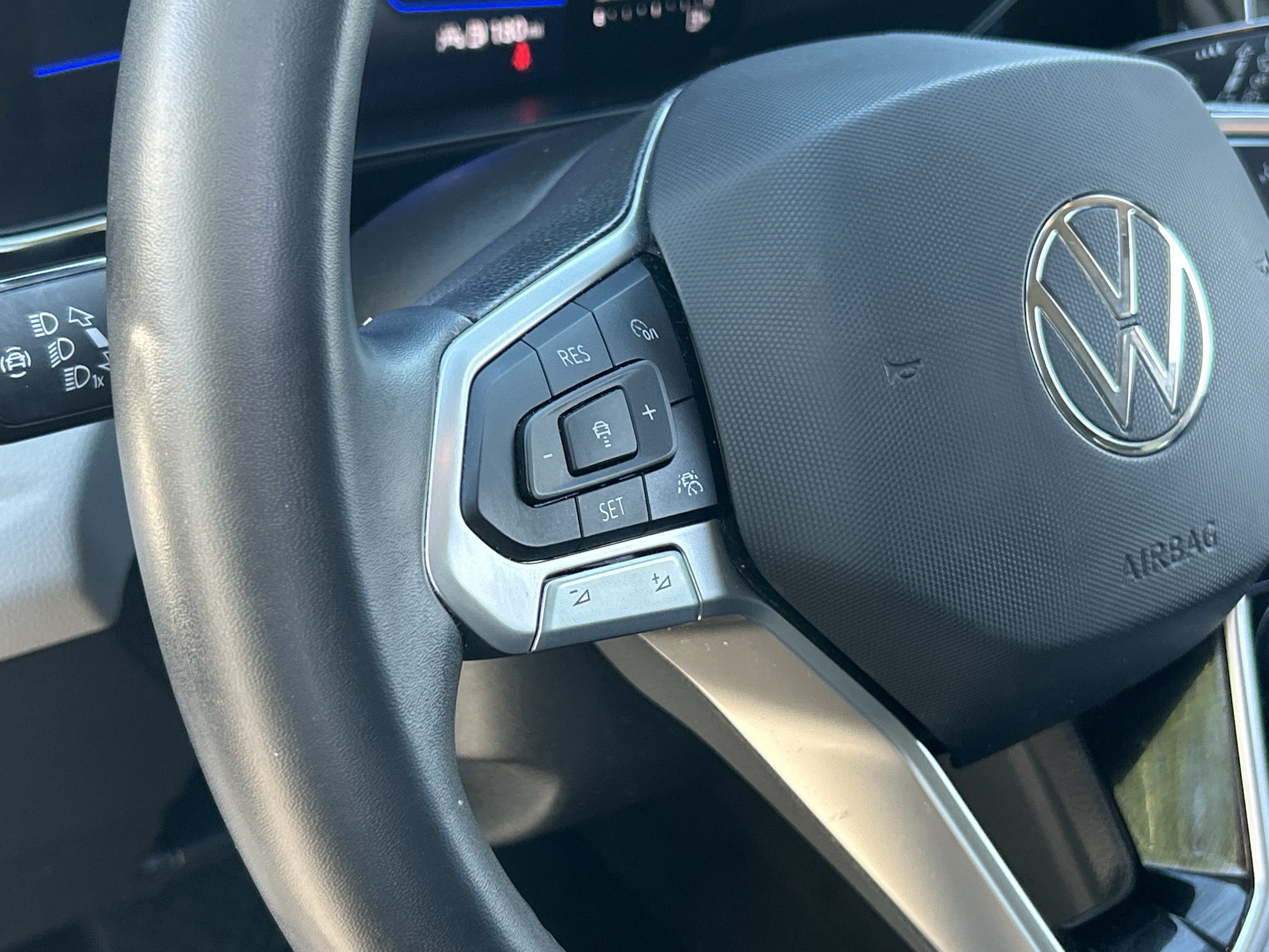 Used 2023 Volkswagen Taos S w/ Driver Assistance Package FWD image 28