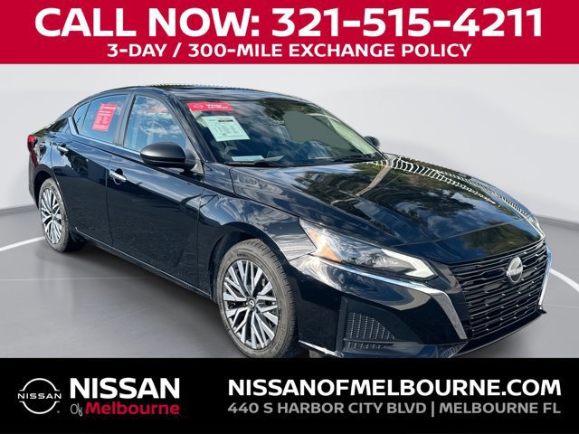 Certified 2024 Nissan Altima 2.5 SV FWD image 1
