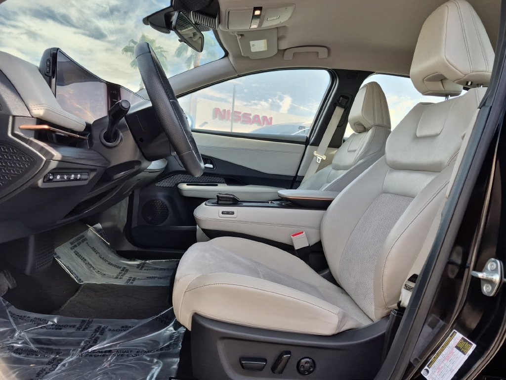 Used 2024 Nissan Ariya FWD image 14