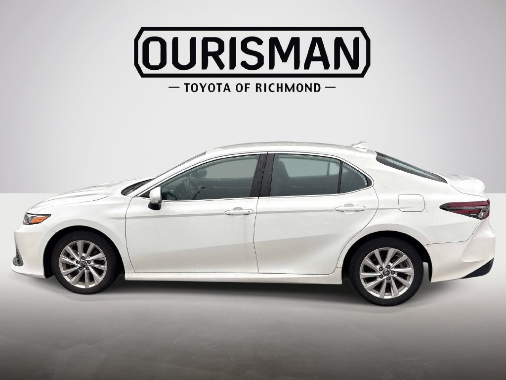 Used 2024 Toyota Camry LE w/ Convenience Package FWD image 7