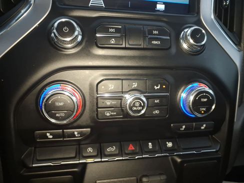 Used 2022 GMC Sierra 1500 Elevation image 21