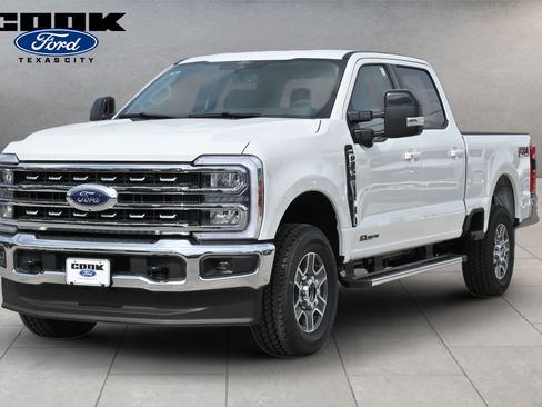 New 2026 Ford F250 Lariat w/ FX4 Off-Road Package AWD/4WD image 1