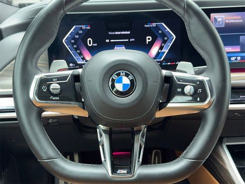 Used 2023 BMW 740i image 19