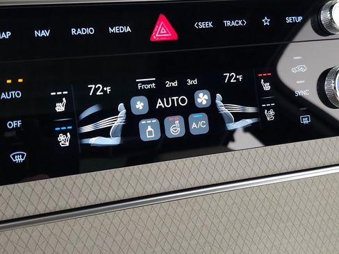 New 2026 Genesis GV80 3.5T Prestige image 28