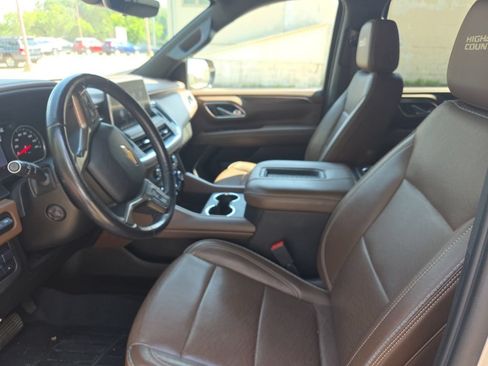 Used 2021 Chevrolet Suburban High Country w/ Max Trailering Package AWD/4WD image 22