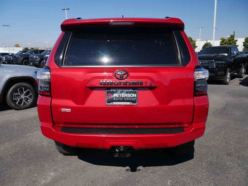 Used 2022 Toyota 4Runner SR5 Premium image 19