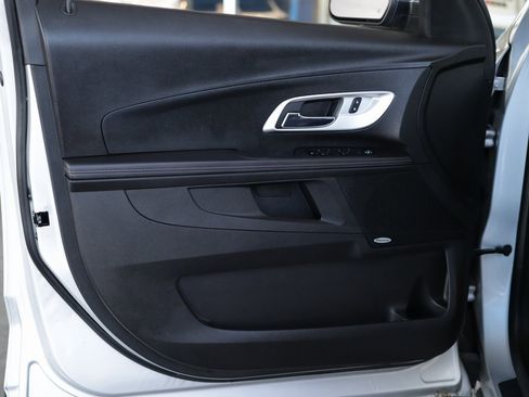 Used 2012 Chevrolet Equinox LTZ image 22