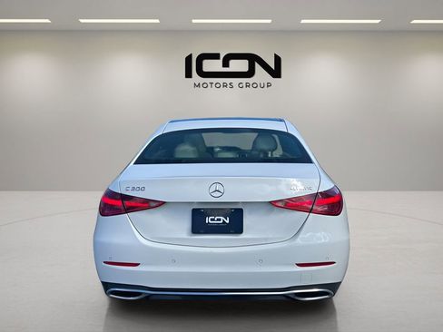 Used 2025 Mercedes-Benz C 300 4MATIC Sedan image 4