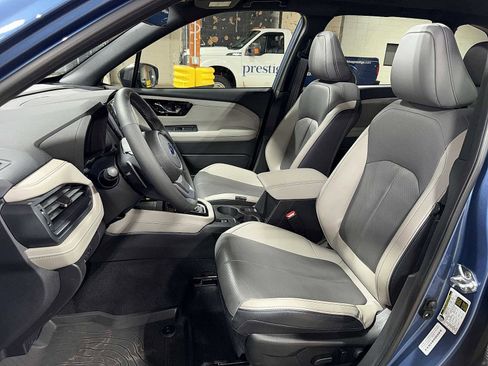 Used 2025 Subaru Forester Limited AWD/4WD image 15