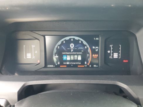 Certified 2024 Toyota Tacoma SR5 AWD/4WD image 21