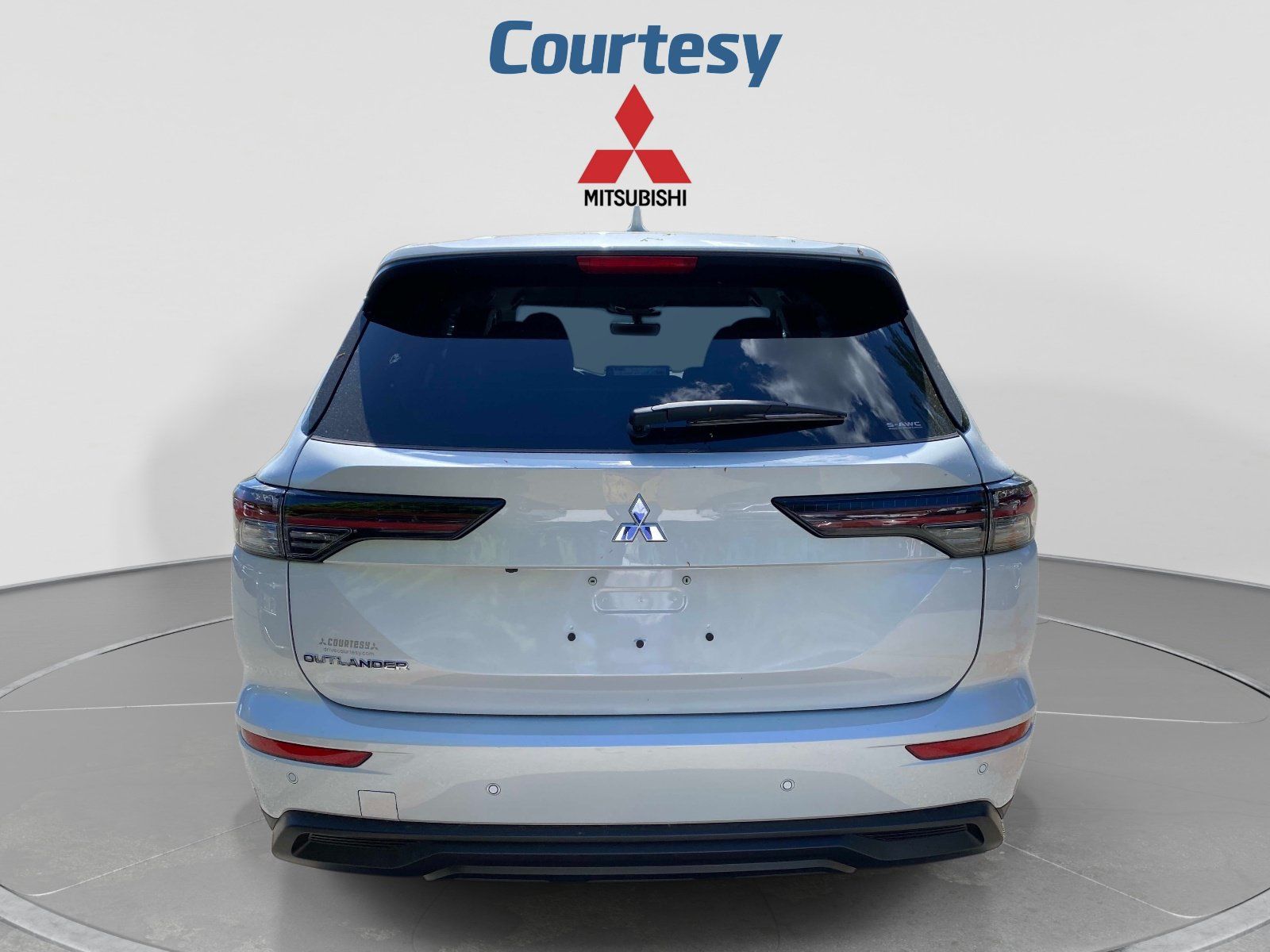 New 2026 Mitsubishi Outlander ES AWD/4WD image 5