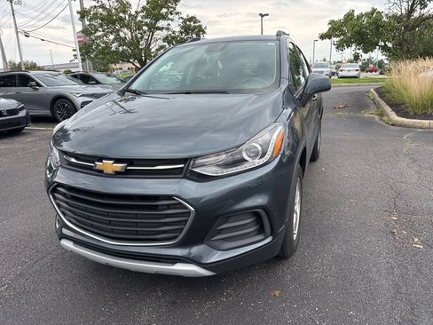 Used 2021 Chevrolet Trax LT AWD/4WD image 9