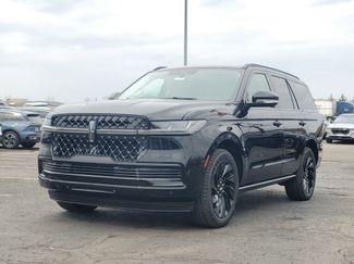 New 2026 Lincoln Navigator Reserve video 2