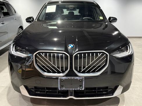 Certified 2025 BMW X3 xDrive30i w/ Convenience Package image 2