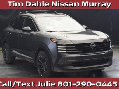 New 2025 Nissan Kicks SR w/ SR Premium Package