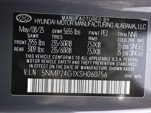 Used 2025 Hyundai Santa Fe SEL FWD image 40