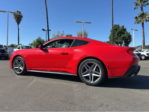 New 2026 Ford Mustang Coupe image 4