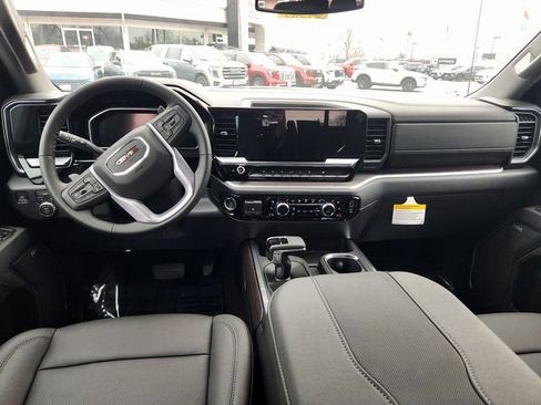 New 2026 GMC Sierra 1500 SLT image 11