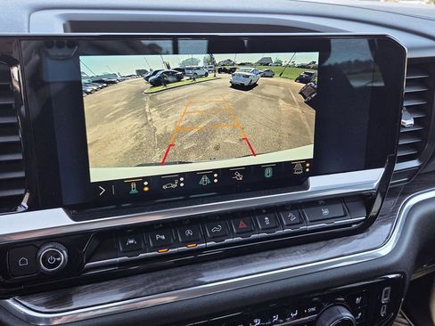 Used 2023 Chevrolet Silverado 1500 LTZ w/ LTZ Convenience Package II image 11