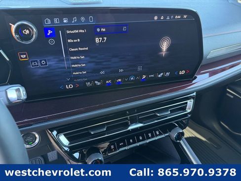 New 2026 Chevrolet Traverse RS image 18