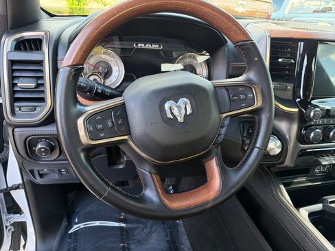 Used 2022 RAM 1500 Limited AWD/4WD image 17