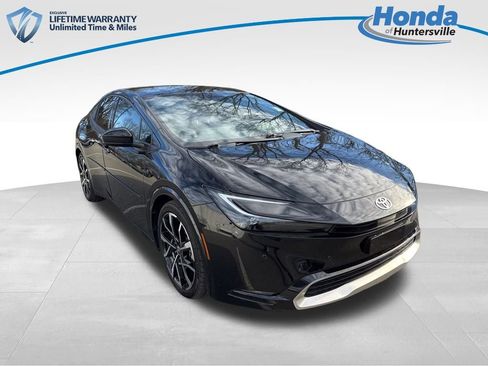 Used 2023 Toyota Prius Prime Premium image 1