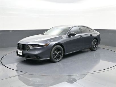 New 2025 Honda Accord SE