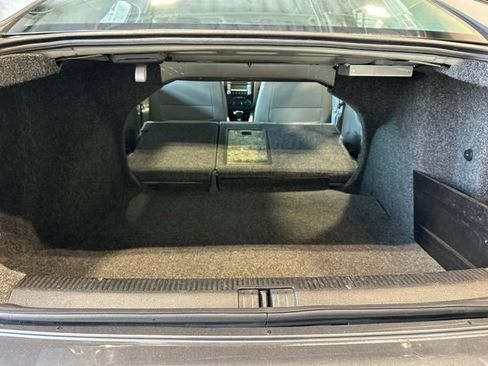Used 2009 Volkswagen Jetta SE FWD image 27