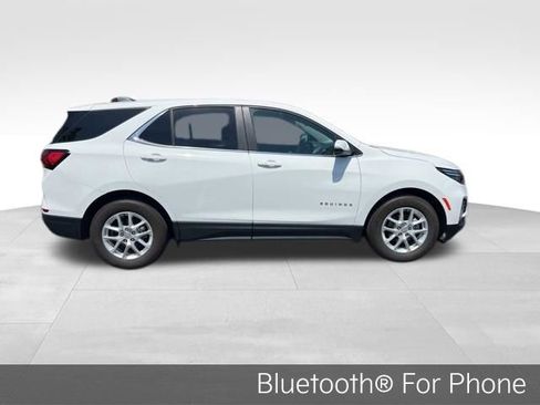 Used 2024 Chevrolet Equinox LT FWD image 8